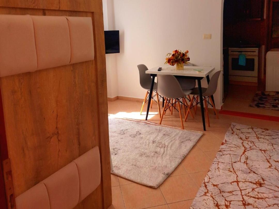 Apartment Antigona Гірокастра Номер фото